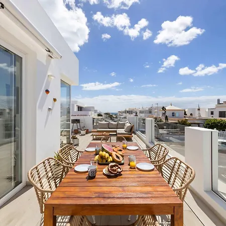 Apartament Coastlight Rooftop By Bayside Modern Penthouse Playa Honda (Lanzarote)