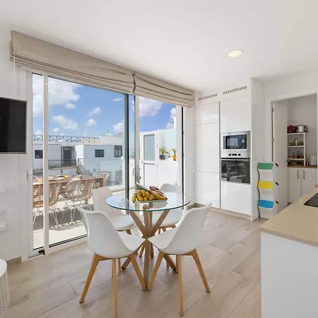 Apartament Coastlight Rooftop By Bayside Modern Penthouse *