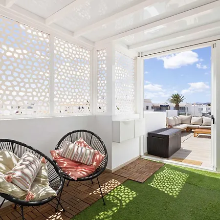 Coastlight Rooftop By Bayside Modern Penthouse Apartament